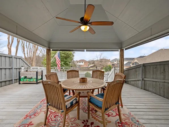 2928 Newport Dr, Rockwall, TX 75032