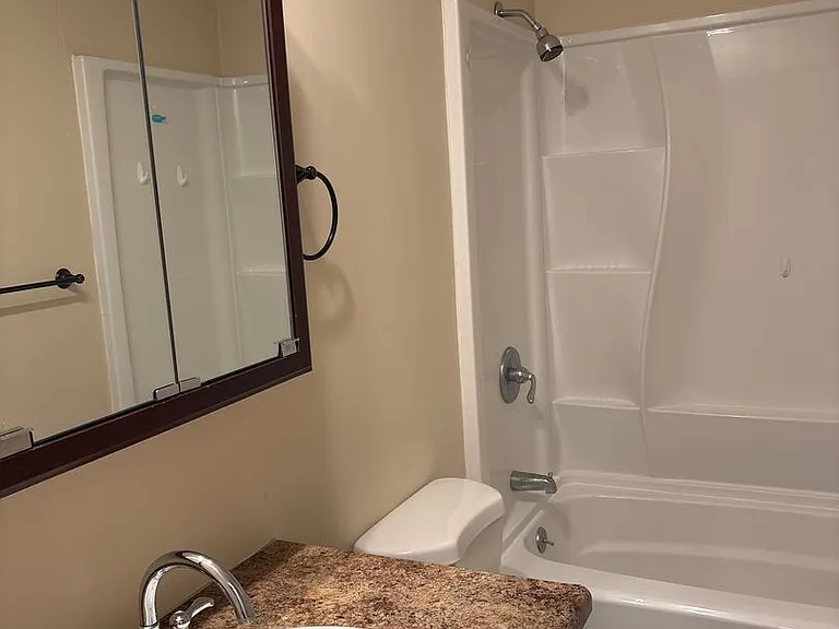 3405 Winston Dr — Photo 8