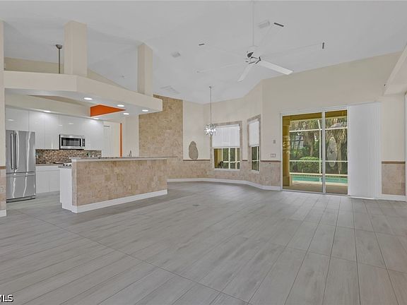 5th image of 8596 Southwind Bay Cir