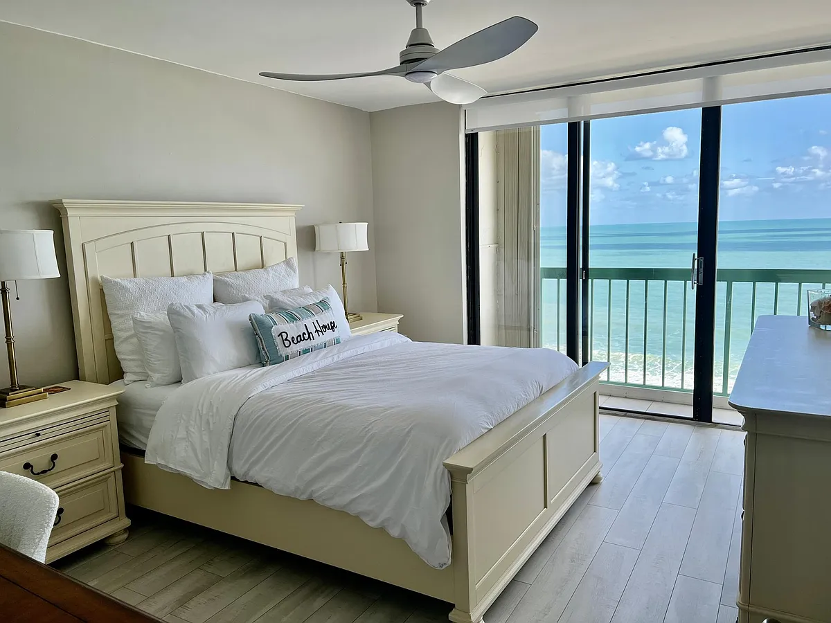 Building Photo - 9900 S Ocean Dr #1506