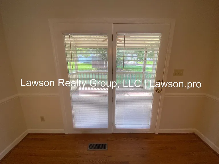 1013 Barrens Village Ln — Photo 20