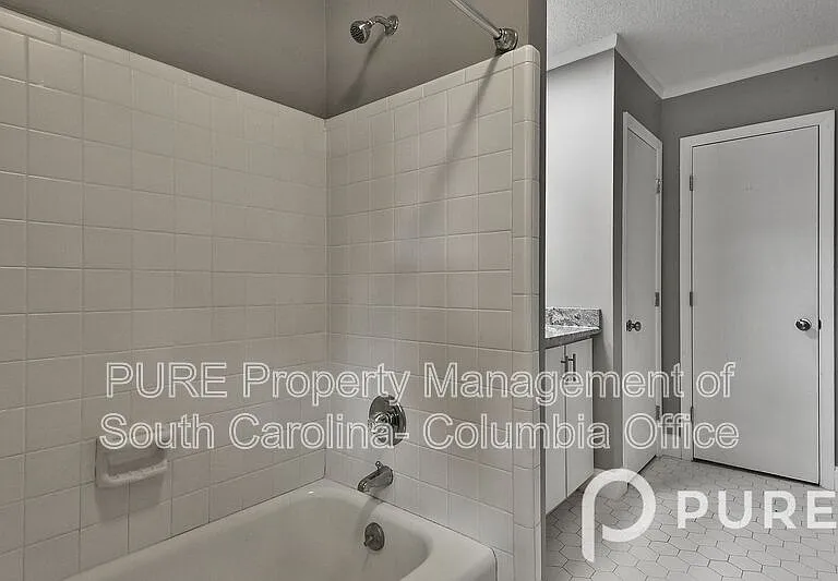 3 Village Ct — Photo 26