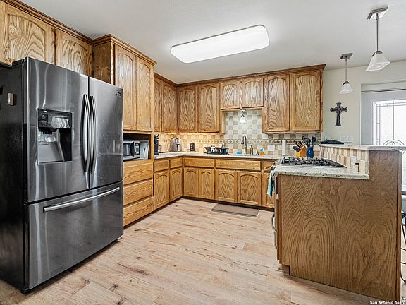 2nd image of 100 Breesport Dr
