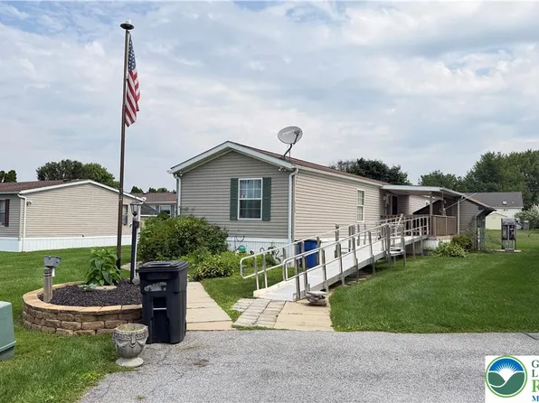 3130 Sherman Dr, Macungie, PA 18062