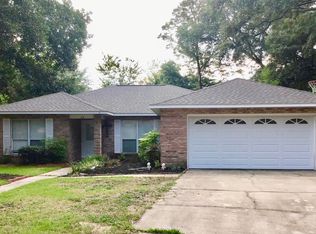 49 Hickory Pl, Freeport, FL 32439