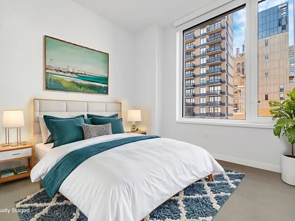 200 East 23rd Street image 4 of 12