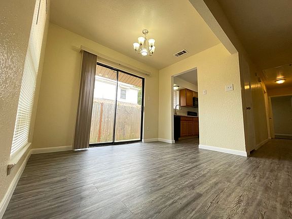 4th image of 2434 Windy Pine Ln