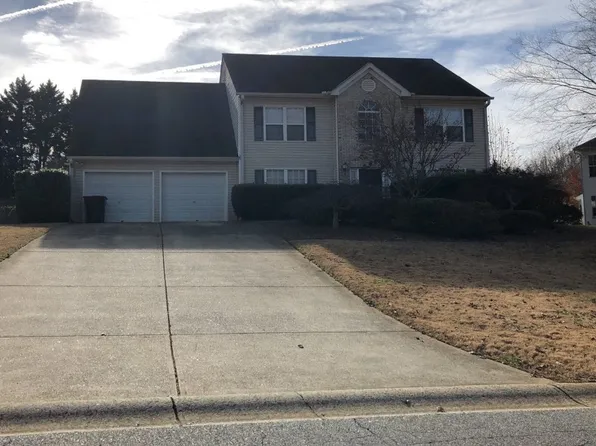 6245 Glen Brooke Dr, Cumming, GA 30028