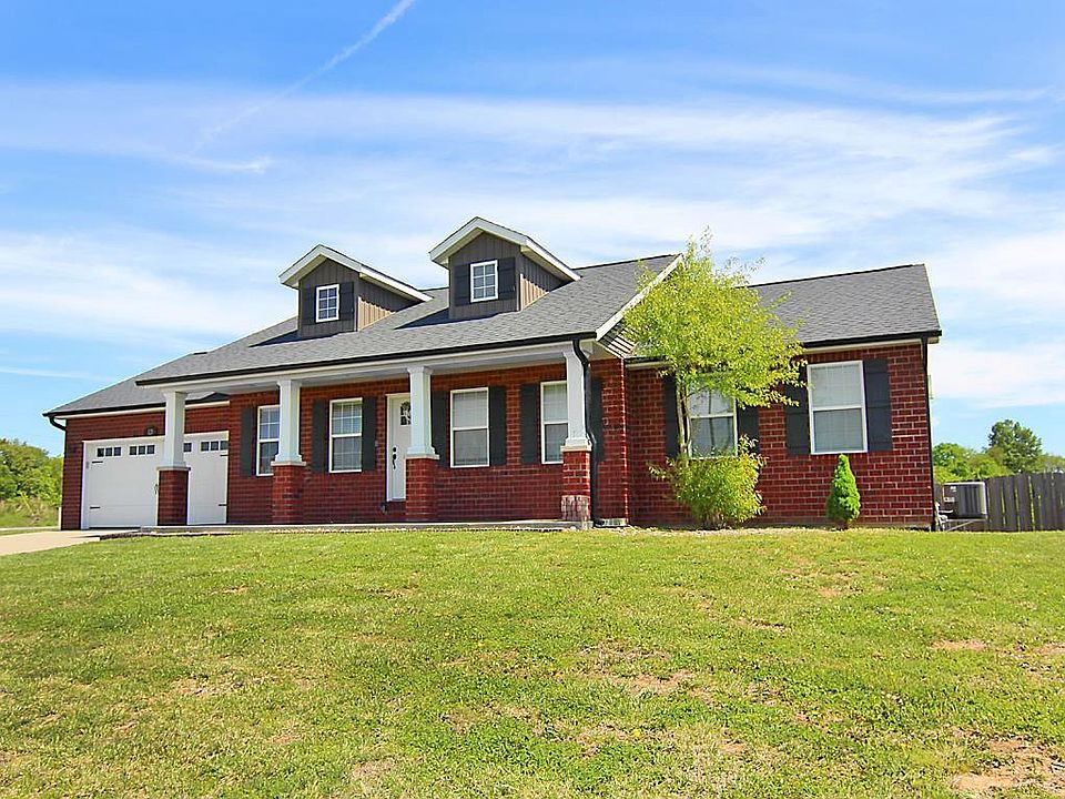 1st image of 121 Wentworth Dr