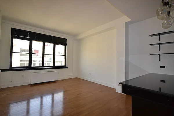 Rented by Bold New York | media 50