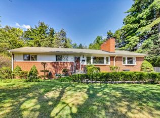 1556 Hane St, Mc Lean, VA 22101