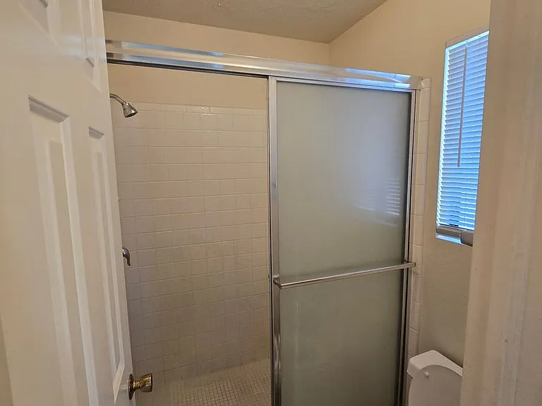 546 N 500 W #5 — Photo 10