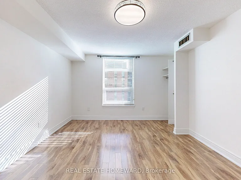 77 Maitland Pl #1827 — Photo 13