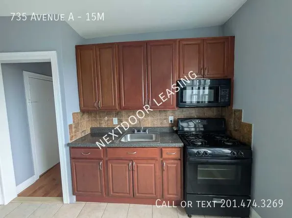 735 Avenue A, Bayonne, NJ