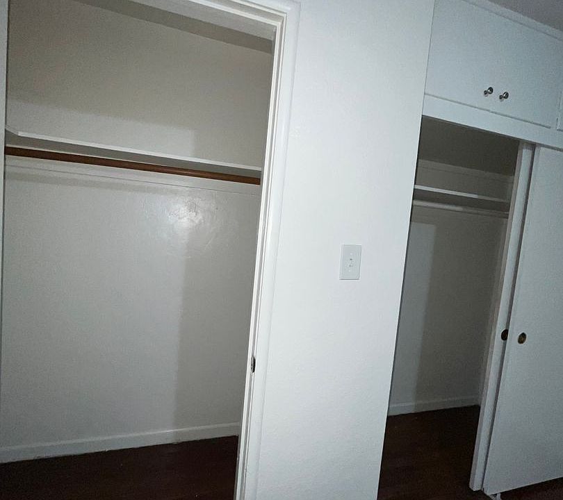 3702 10211033 W Tulare Ave Visalia, CA Zillow Apartments for