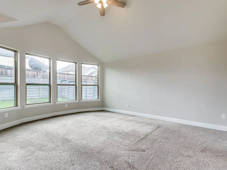 5136 Shallow Pond Dr — Photo 2