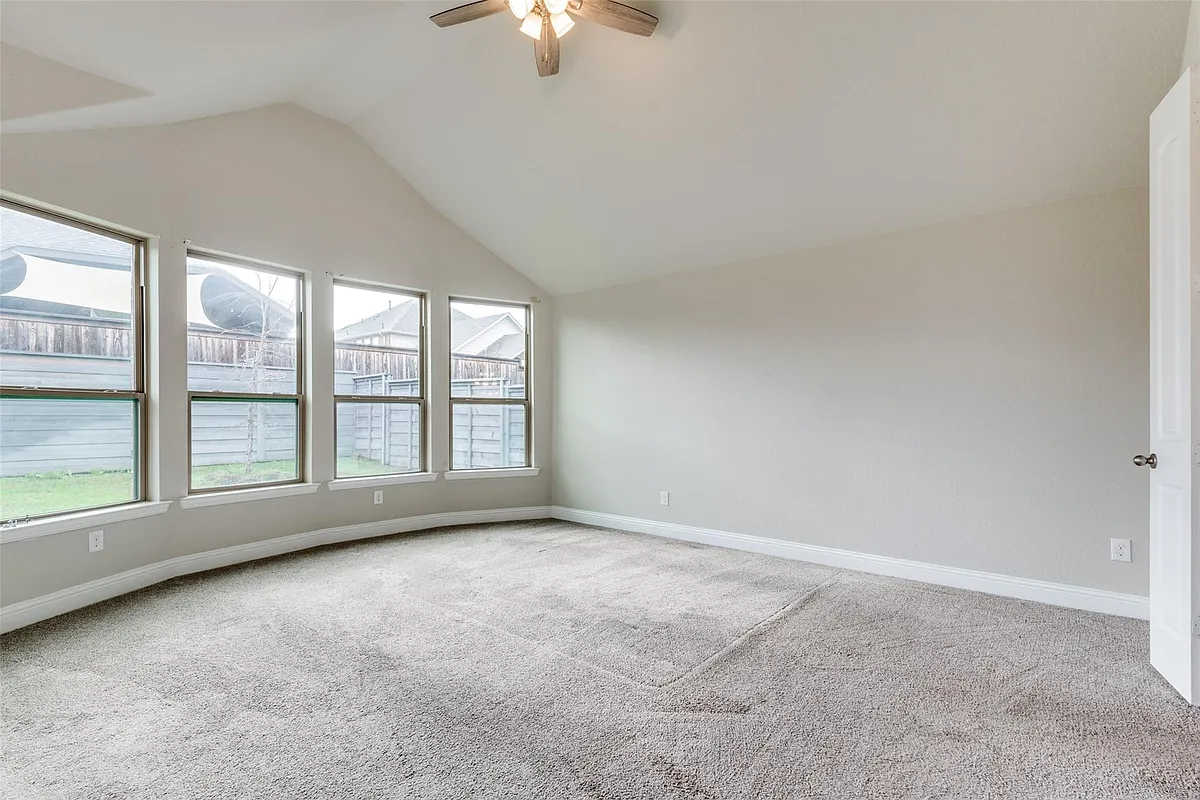 Building Photo - 5136 Shallow Pond Dr