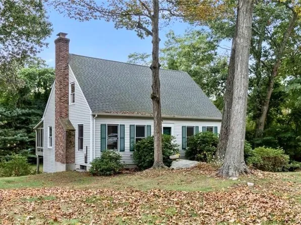 14 Todds Mill Circle, Madison, CT 06443