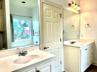 423 Lake Worth Dr, Baton Rouge, LA 70810