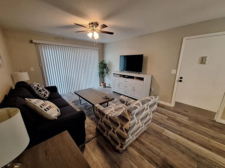 3255 Beneva Rd #102 — Photo 4