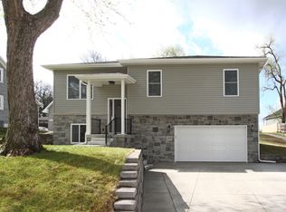 4105 J St, Lincoln, NE 68510