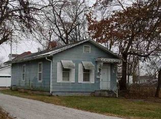 619 Adams St, Hillsboro, IL 62049