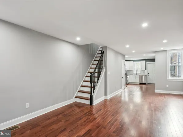 121 N Conestoga St, Philadelphia, PA 19139