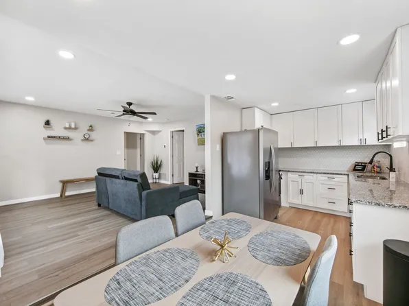 (undisclosed Address), Sarasota, FL 34234