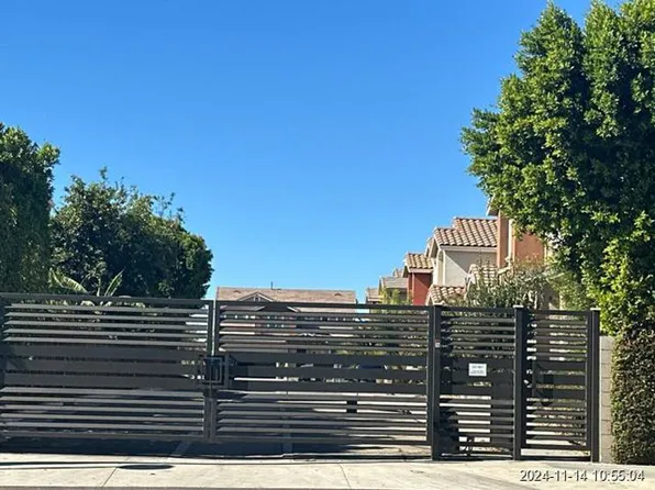 19701 Corbin Ln, Winnetka, CA 91306