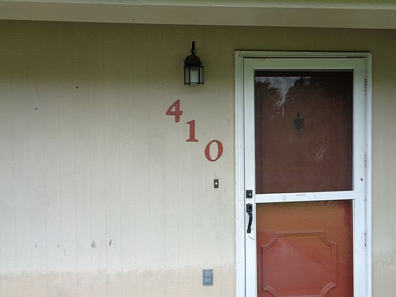 2nd image of 410 Wain Dr