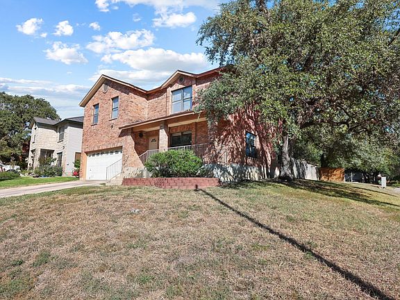 3rd image of 6303 Maverick Oak Dr