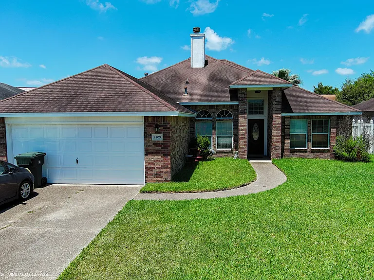 2509 Wool Dr — Photo 1