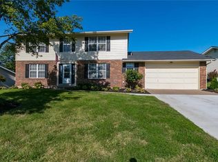 513 River Bend Estates Dr, Saint Charles, MO