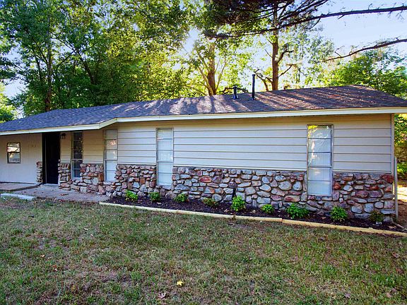 4th image of 9406 Southwest Dr