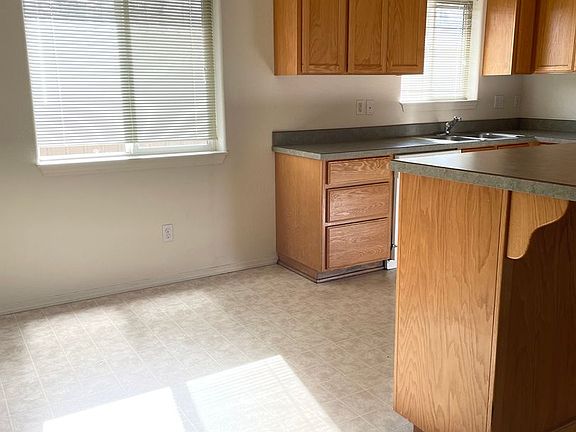 3rd image of 238 Berrydale Ave #H