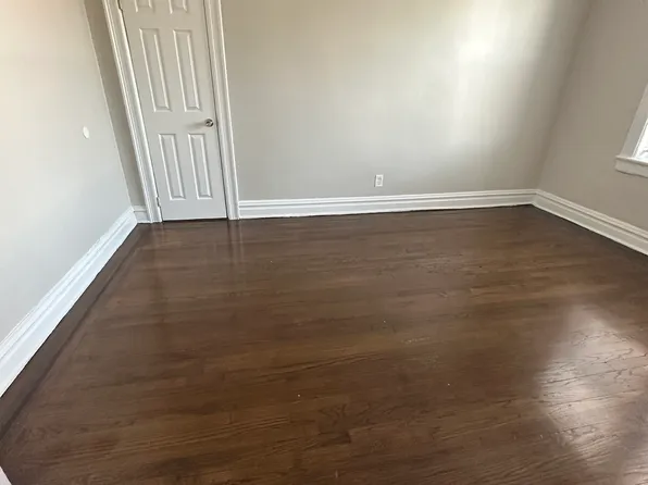 113-115 Fairview Avenue image 6 of 11