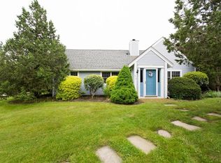 316 Corey Ln, Middletown, RI 02842