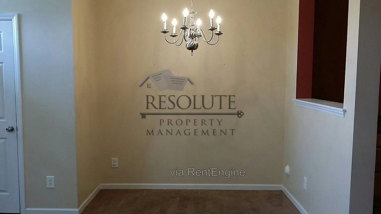 2210 Valley Edge Dr — Photo 2