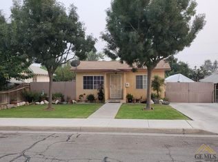 1717 4th St, Wasco, CA 93280