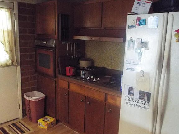 3rd image of 5554 S Hildreth Ave