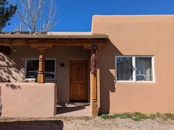 630 Zuni St #17, Taos, NM 87571