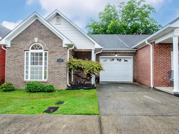 128 Santana Dr, Athens, AL 35611
