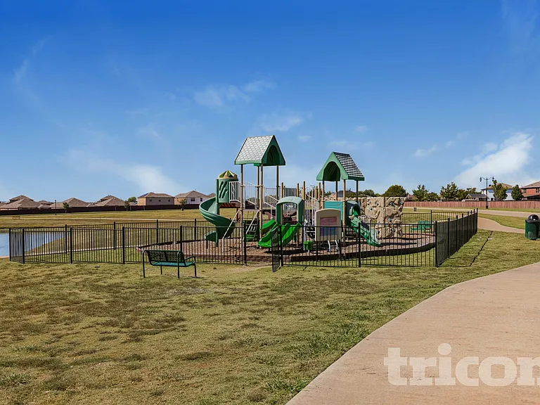 2005 Brook Meadow Dr — Photo 20
