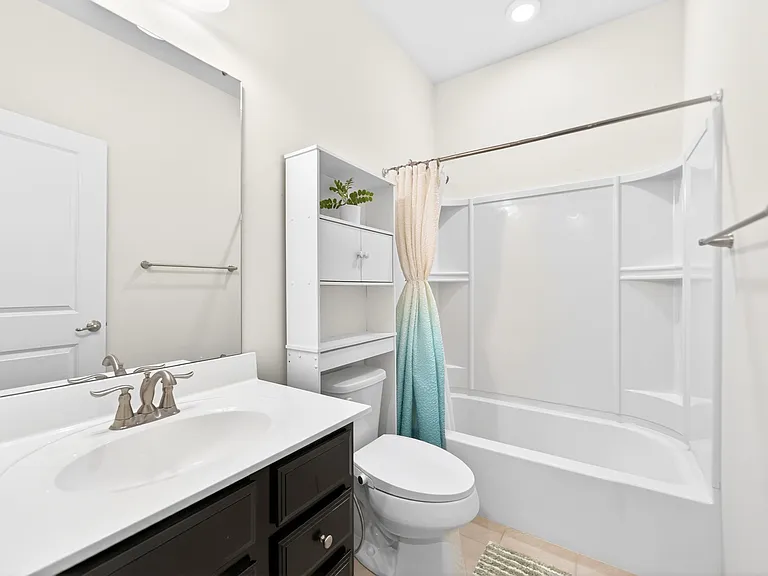 408 Fairmont Dr — Photo 22