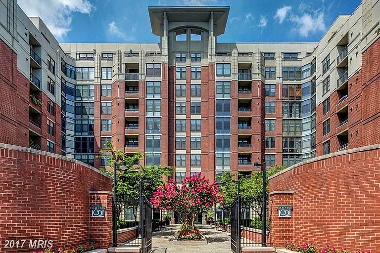 1st image of 1021 N Garfield St APT 848