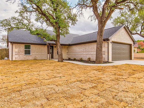 2nd image of 917 Corral Dr