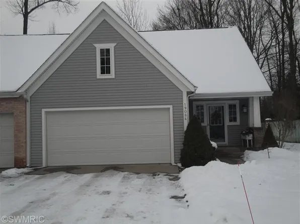 19084 Gildner Creek Ct, Spring Lake, MI 49456
