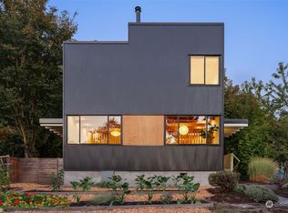 2804 E Spruce St, Seattle, WA 98122