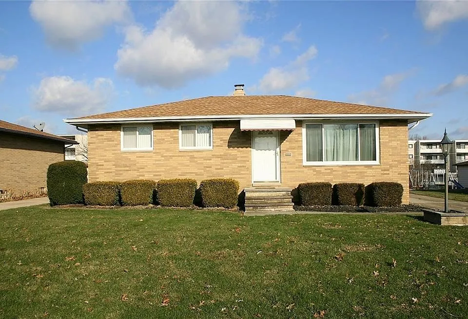 12020 Denver Dr