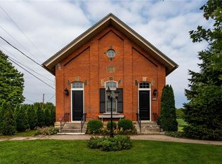 42764 Russia Rd, Elyria, OH 44035